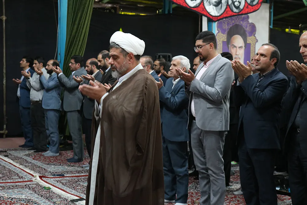اجلاسیه نماز دانش آموزی استانی و اختتامیه نماز وحدت اداره کل آموزش و پرورش استان اصفهان