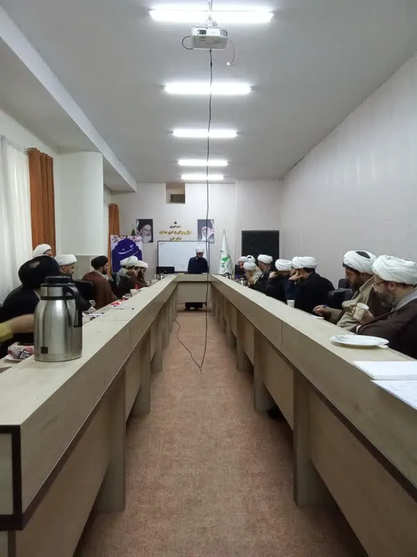 اولین نشست سبک زندگی معنوی در البرز برگزار شد