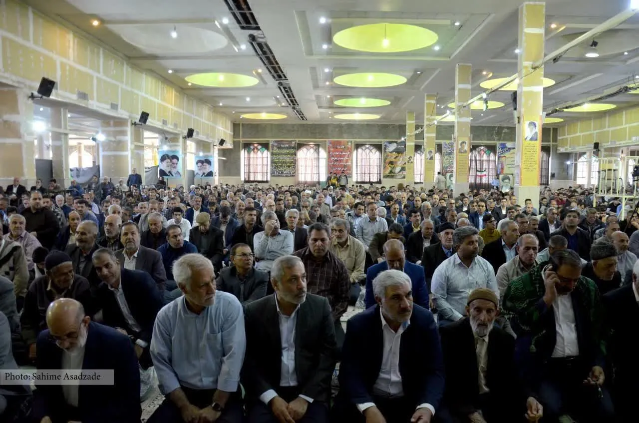 اقامه نماز عید سعید فطر در استان لرستان