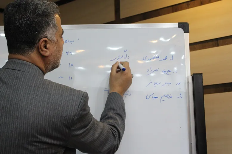 جلسه توجیهی دبیران شورای اقامه نماز دستگاههای اجرایی استان ایلام برگزار شد
