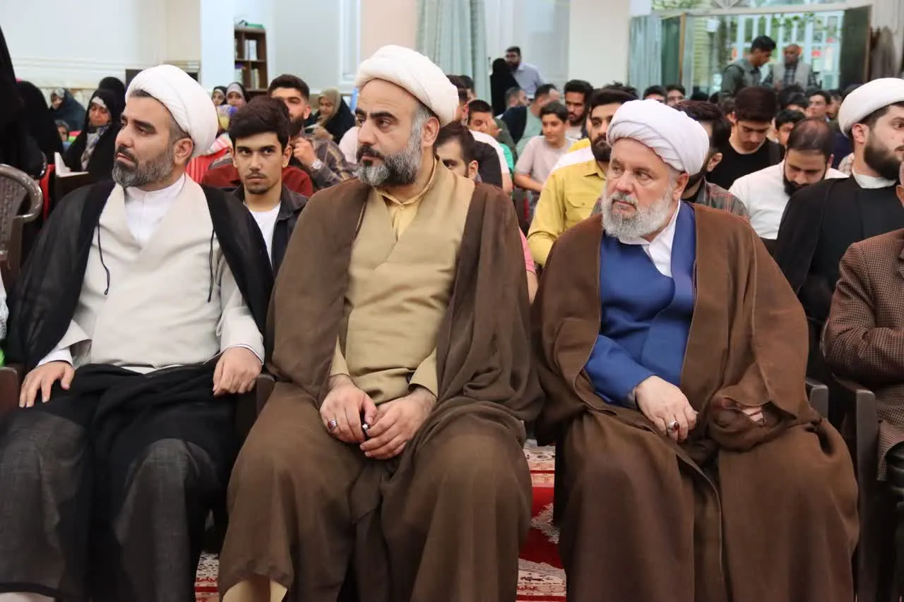 گرامیداشت هفته عقیدتی سیاسی و روز معلم در البرز برگزار شد