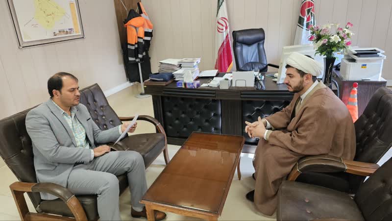 سرپرست ستاد اقامه نماز کاشان با رئیس اداره راهداری کاشان دیدار و گفتکو کرد