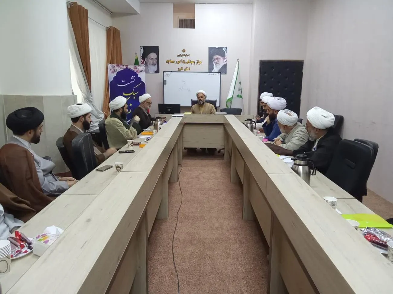 اولین نشست سبک زندگی معنوی در البرز برگزار شد