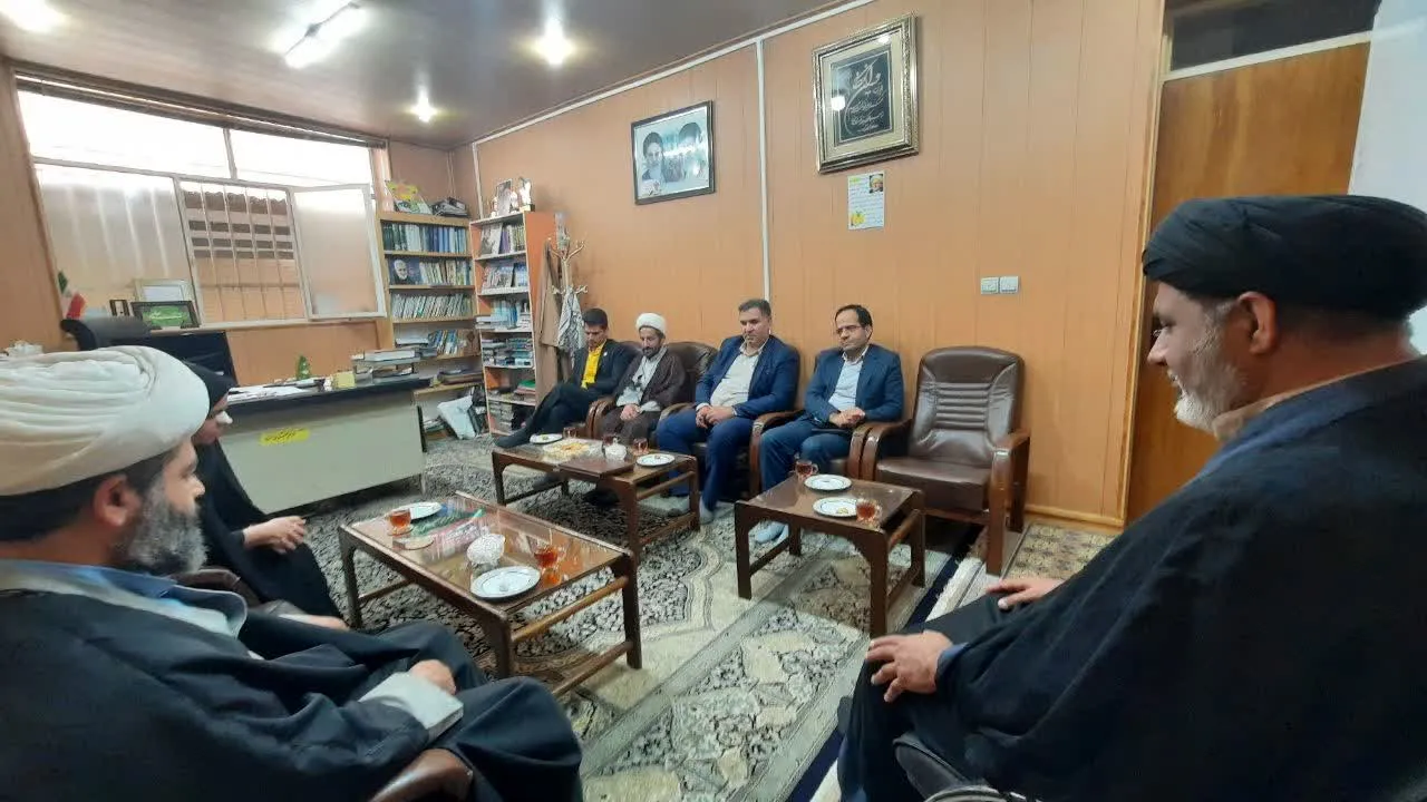 امضاء تفاهم نامه بومی ستاد اقامه نماز و شرکت توزیع نیروی برق استان یزد