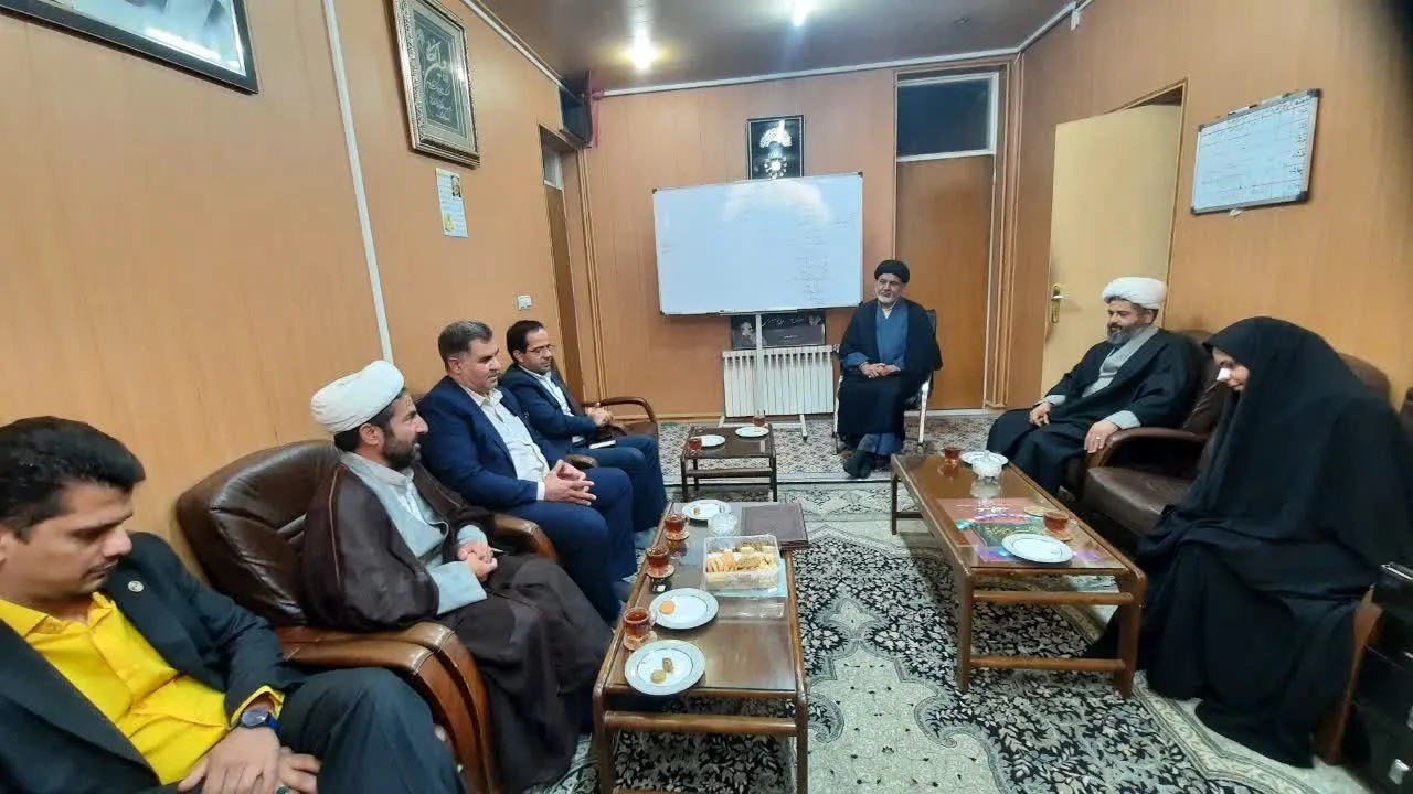 امضاء تفاهم نامه بومی ستاد اقامه نماز و شرکت توزیع نیروی برق استان یزد