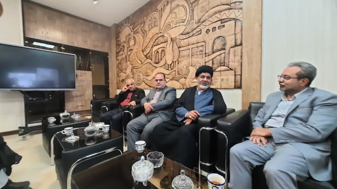جلسه برنامه ریزی دوره آموزشی آشنایی معارف نماز و شیوه ای فرهنگ سازی نماز در سفر