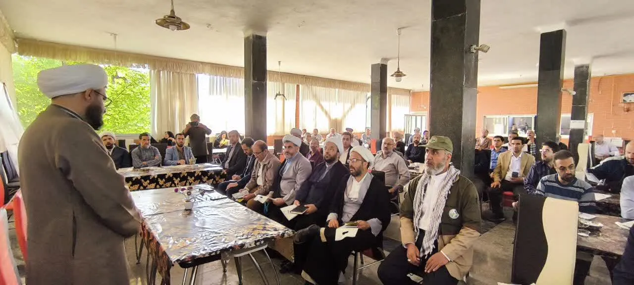 اردوی آموزشی دبیران اقامه نماز دستگاه های اجرایی استان همدان برگزار شد