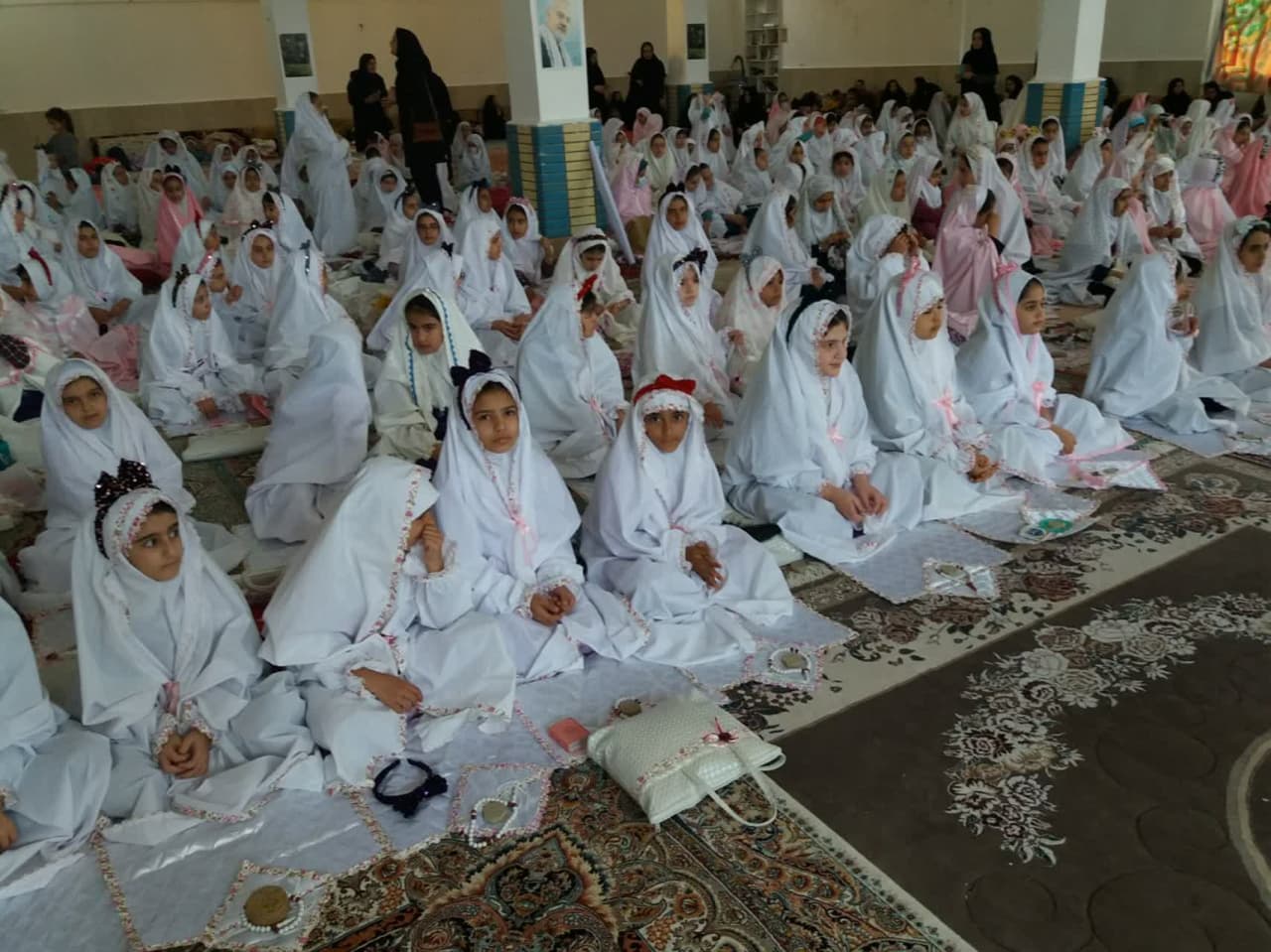 جشن تکلیف دانش آموزان دختر شهرستان ایوان