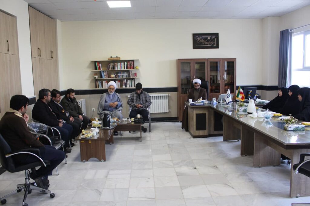 جلسه هم اندیشی دوره آموزشی معراج دانشجو معلمان خراسان شمالی برگزار شد