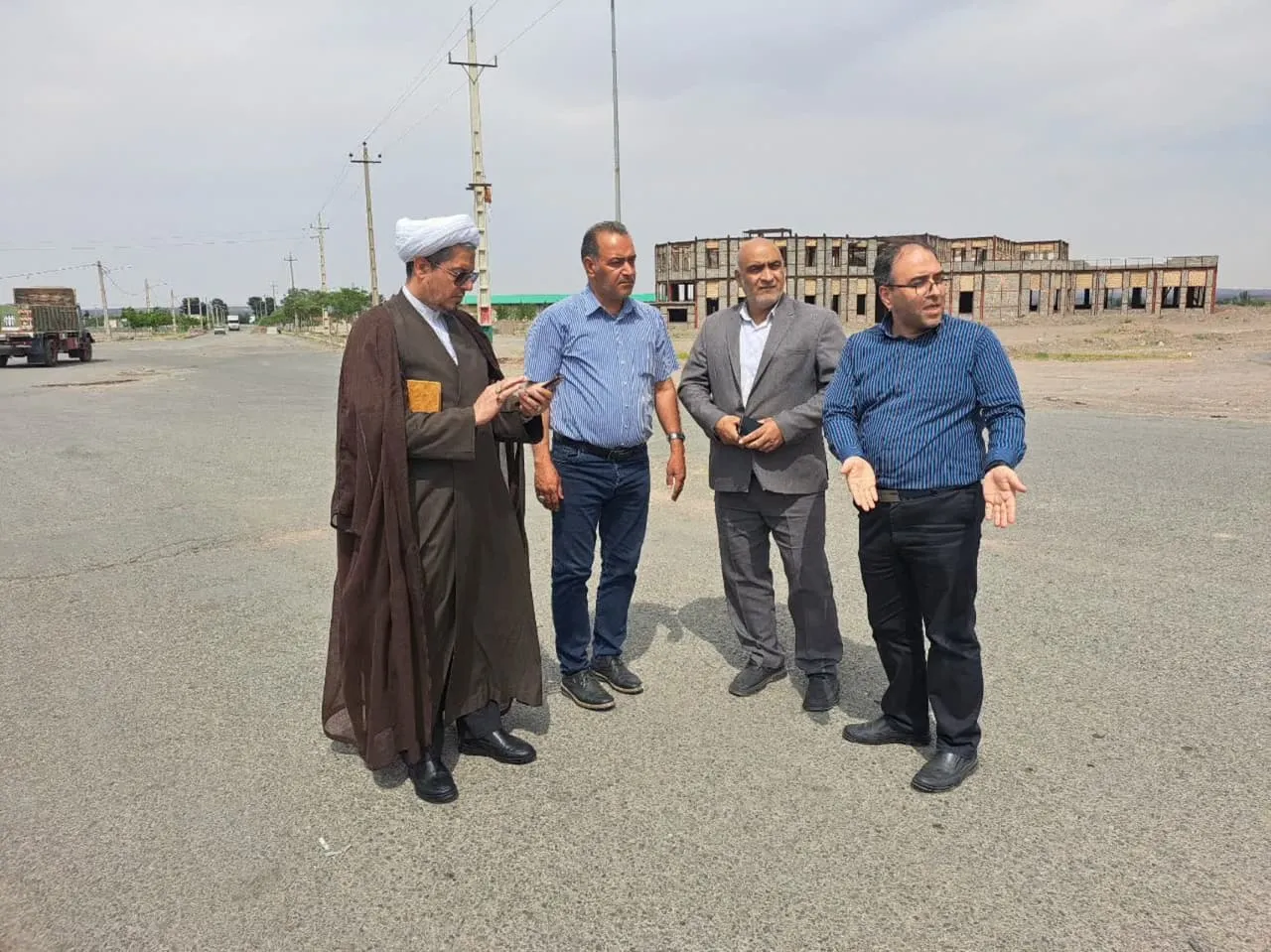بازدید مدیر ستاد اقامه نماز قم از مسجد بین راهی سیدالشهدا(ع)
