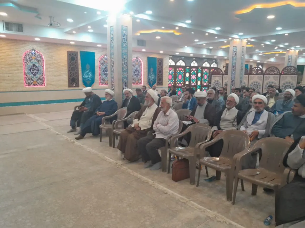 جلسه شورای اقامه نماز دبیران فارس