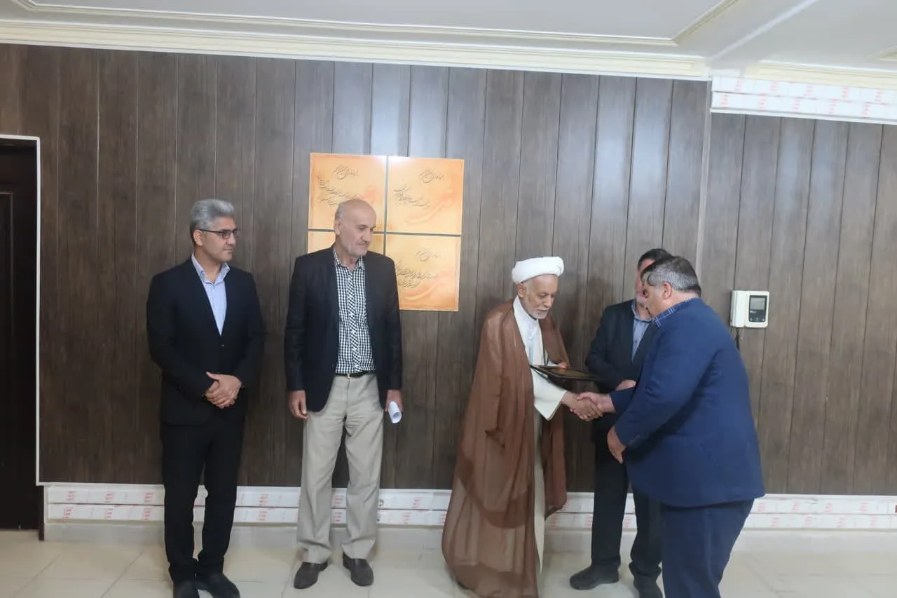 تقدیر از فعالین اقامه نماز اداره درمان تامین اجتماعی استان بوشهر
