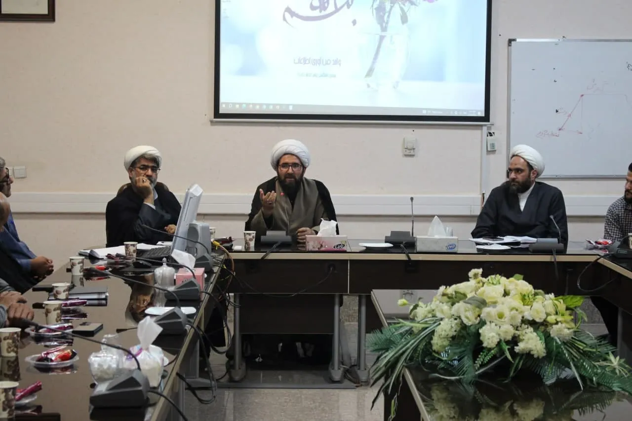 جلسه رابطین نماز دانشگاه علوم پزشکی استان مرکزی