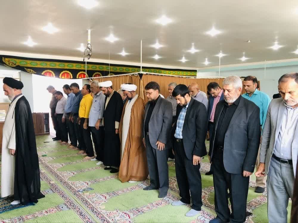 اقامه نماز وحدت بخش ادارات شهرستان رفسنجان
