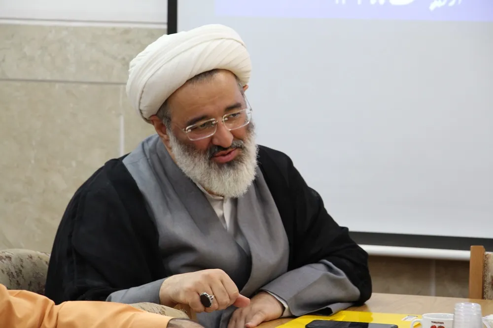 اولین جلسه هیئت اندیشه ورز نماز قم برگزار شد