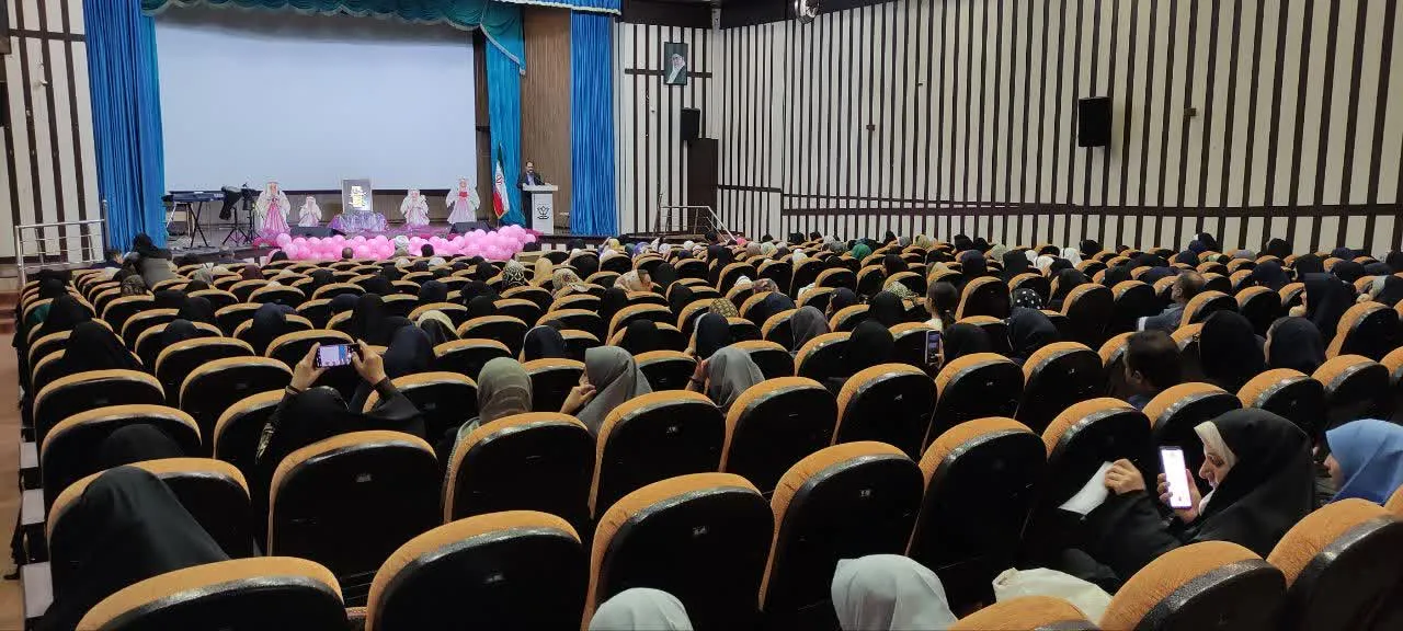 همایش نسیم کرامت و روز دختر در استان البرز برگزار شد
