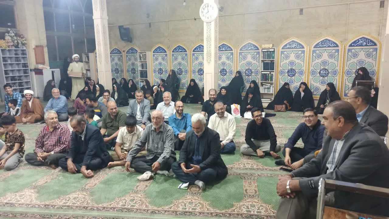 برگزاری نشست خانواده با موضوع نماز درشهرستان بردسیر