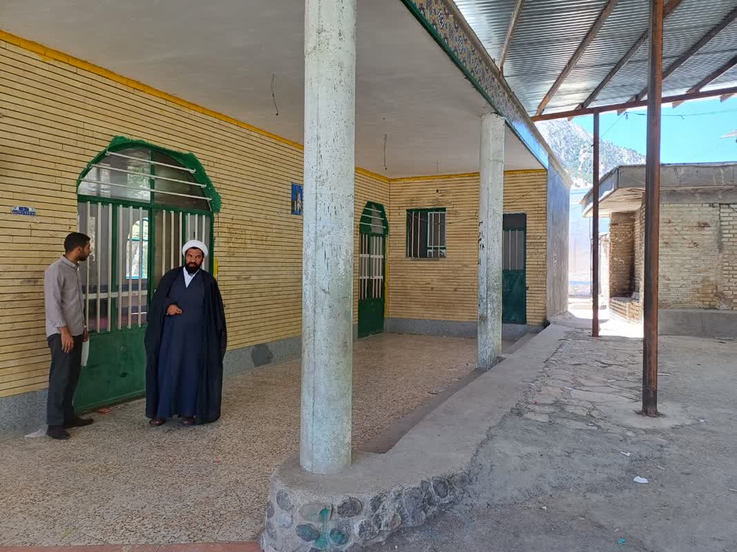 مسجد روستای آبزیر شهرستان لردگان مورد بازید و ارزیابی قرار گرفت