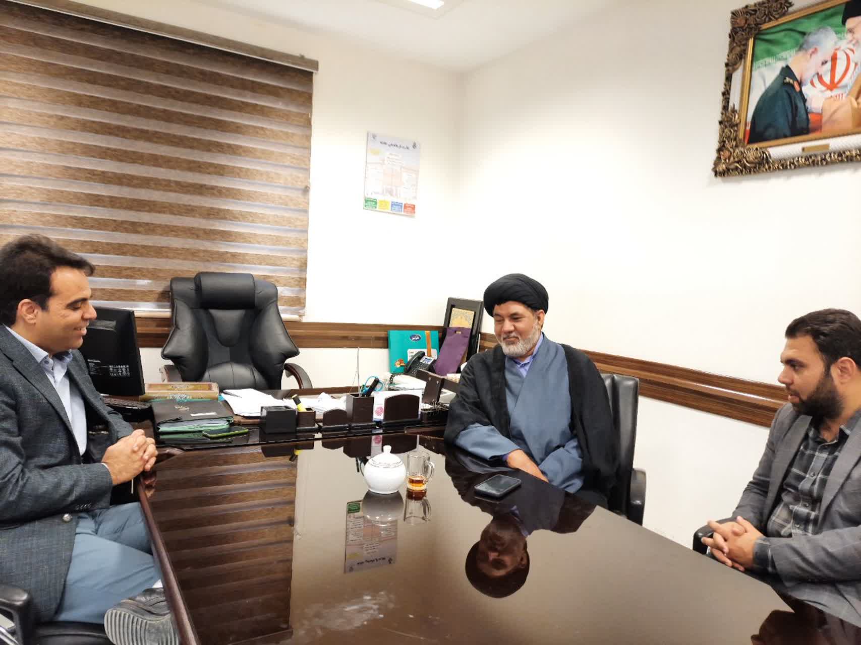 دیدار مدیر ستاد اقامه نماز استان یزد با رئیس بیمارستان شهید رهنمون یزد
