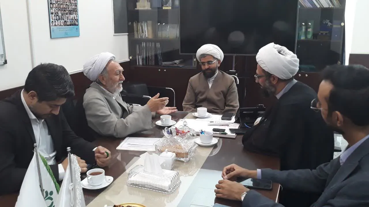 نشست مشترک مدیر ستاد اقامه نماز با رییس کمیسیون فرهنگی شورای شهر مشهدالرضا