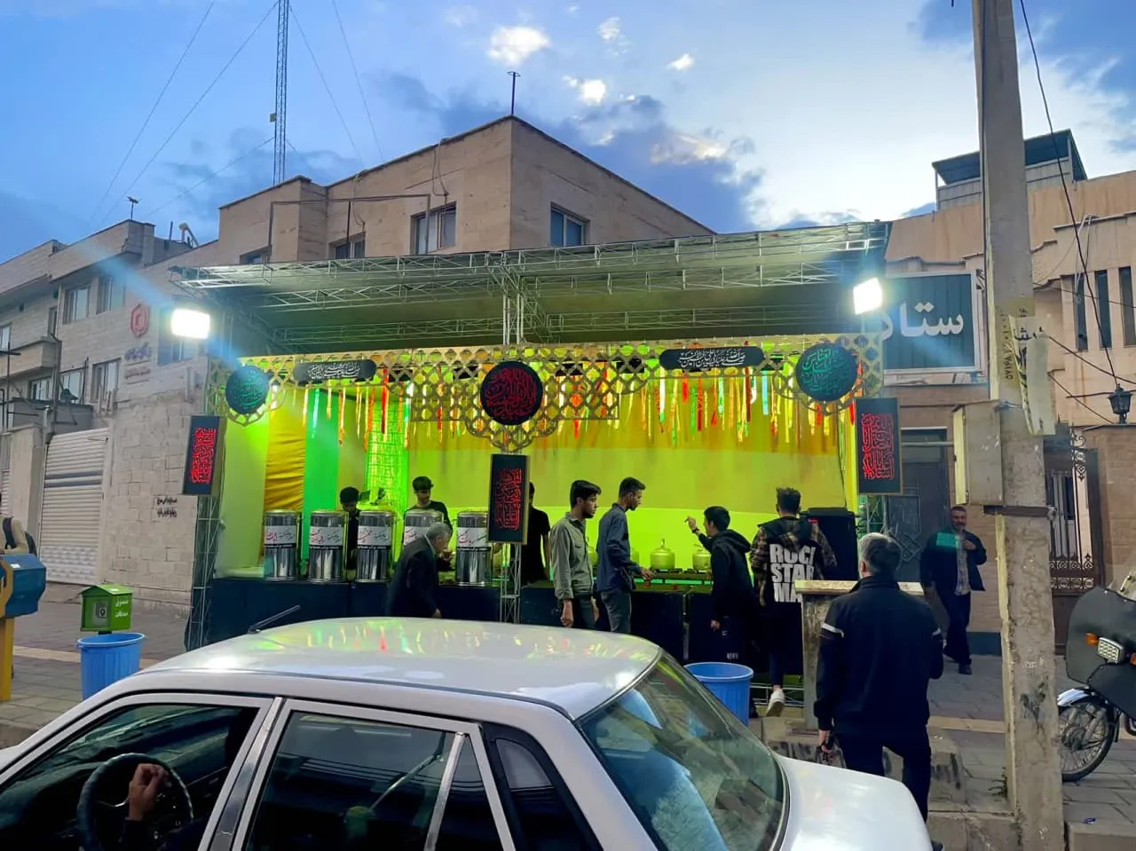 برپایی موکب محسنین در دهه کرامت، به همت ستاد اقامه نماز در ارومیه