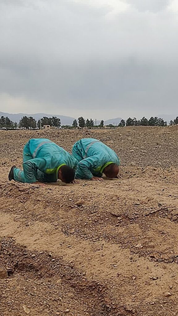 از پاکبانان فعال در امر نماز شهرستان فردوس تجلیل بعمل آمد