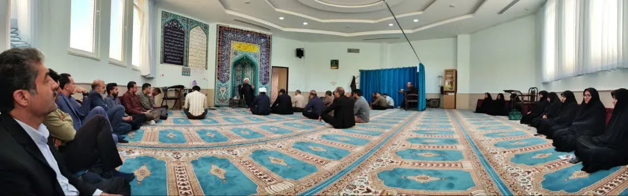 نشست تخصصی نماز ویژه کارکنان اداره کل بنیاد شهید