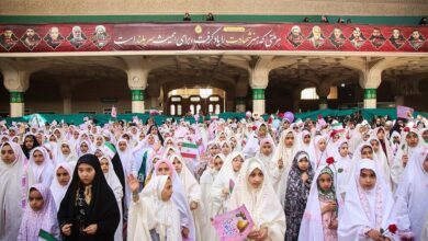 جشن تکلیف ۵ هزار نفری دختران سراسر کشور در حرم مطهر بانوی کرامت