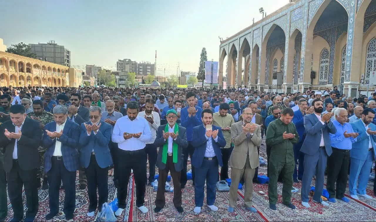 اقامه نماز عید قربان در استان دارالعباده یزد
