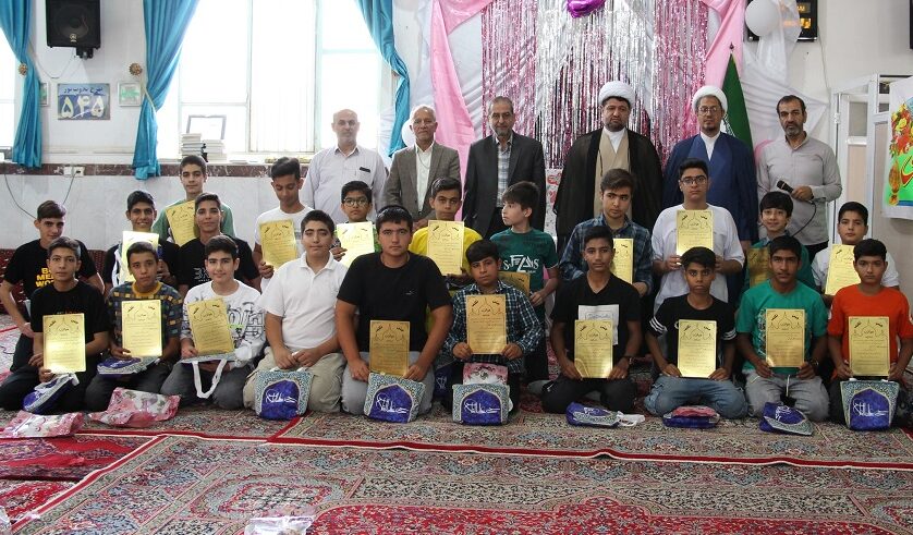 جشن تکلیف دانش آموزان سلفچگان قم برگزار شد