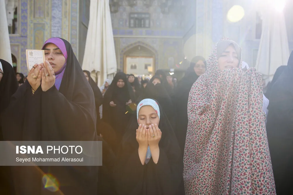 اقامه نماز عید سعید قربان در حرم مطهر رضوی