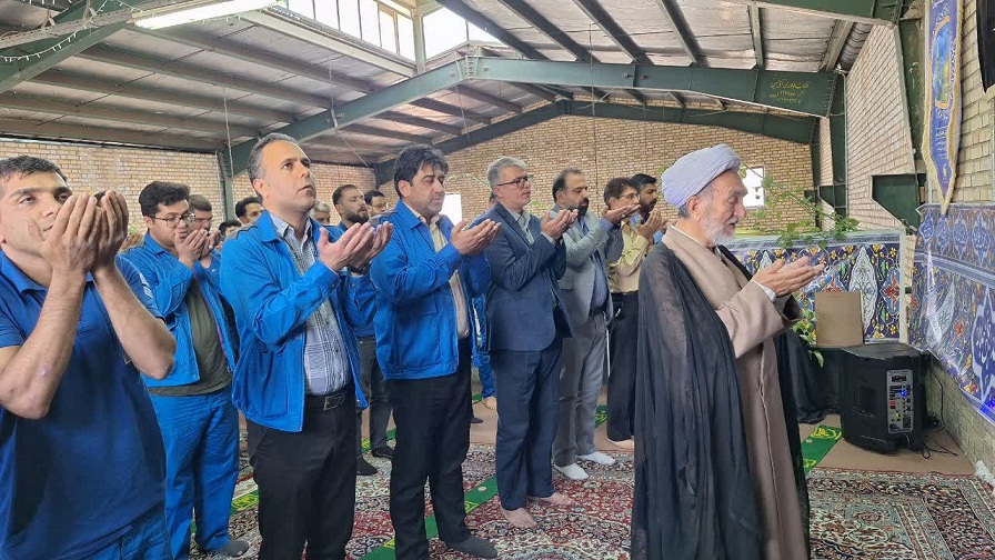 از واحد تولیدی "الکترونیک خودرو شرق" با حضور مدیر ستاد اقامه نماز استان بازدید شد