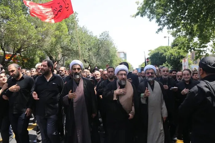 نماز ظهر عاشورا تبریز