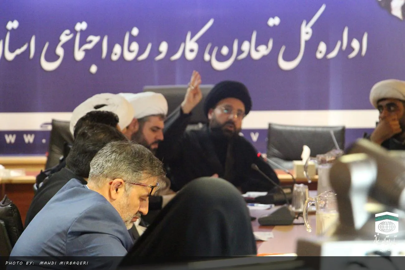 جلسه شورای اقامه نماز ادارهکل کار ، تعاون و رفاه اجتماعی برگزار شد