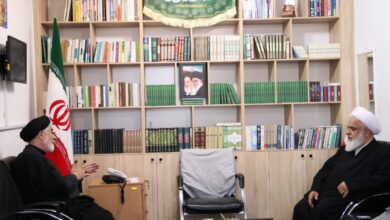 مدیر اقامه نماز استان قزوین با امام جمعه شهرستان آبیک دیدار کردند