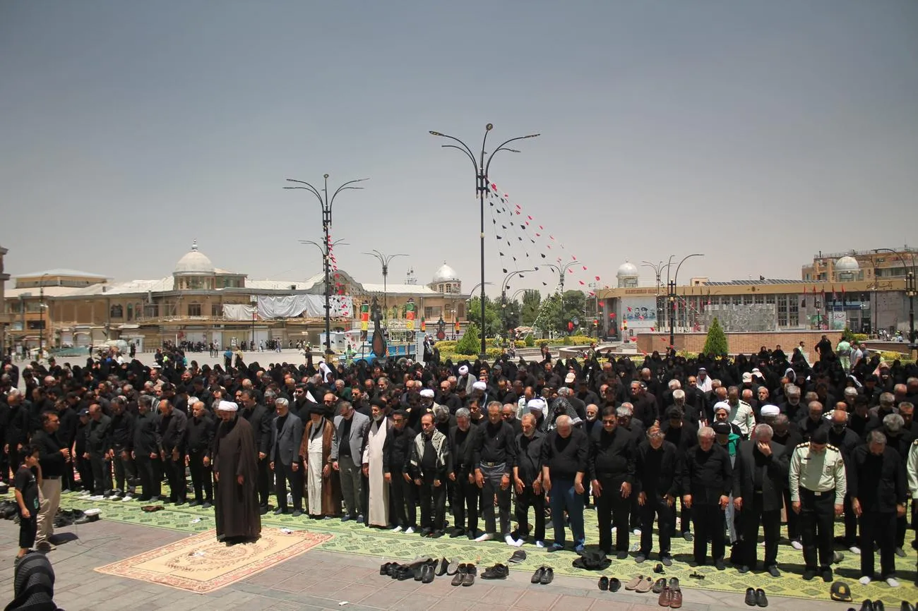 نماز ظهر عاشورا در سراسر استان همدان اقامه شد