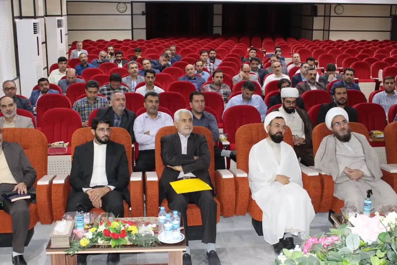 نشست فصلی دبیران شورای اقامه نماز دستگاه های اجرایی استان سمنان برگزار شد