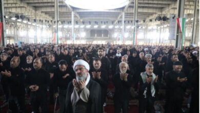 نماز ظهر عاشورا در سراسر استان سمنان برگزار شد.