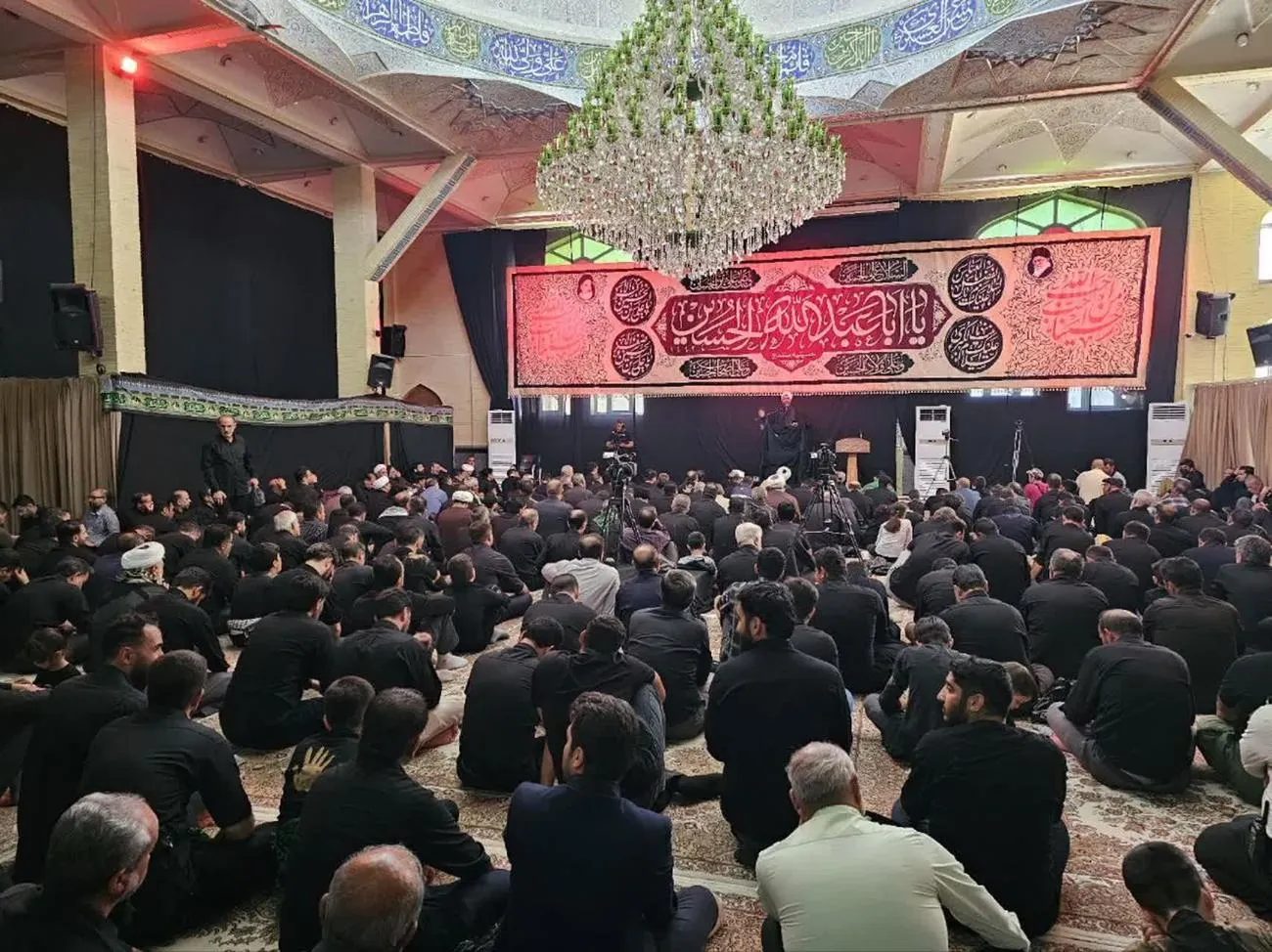 نماز ظهر عاشورا در شهر های استان کردستان اقامه شد