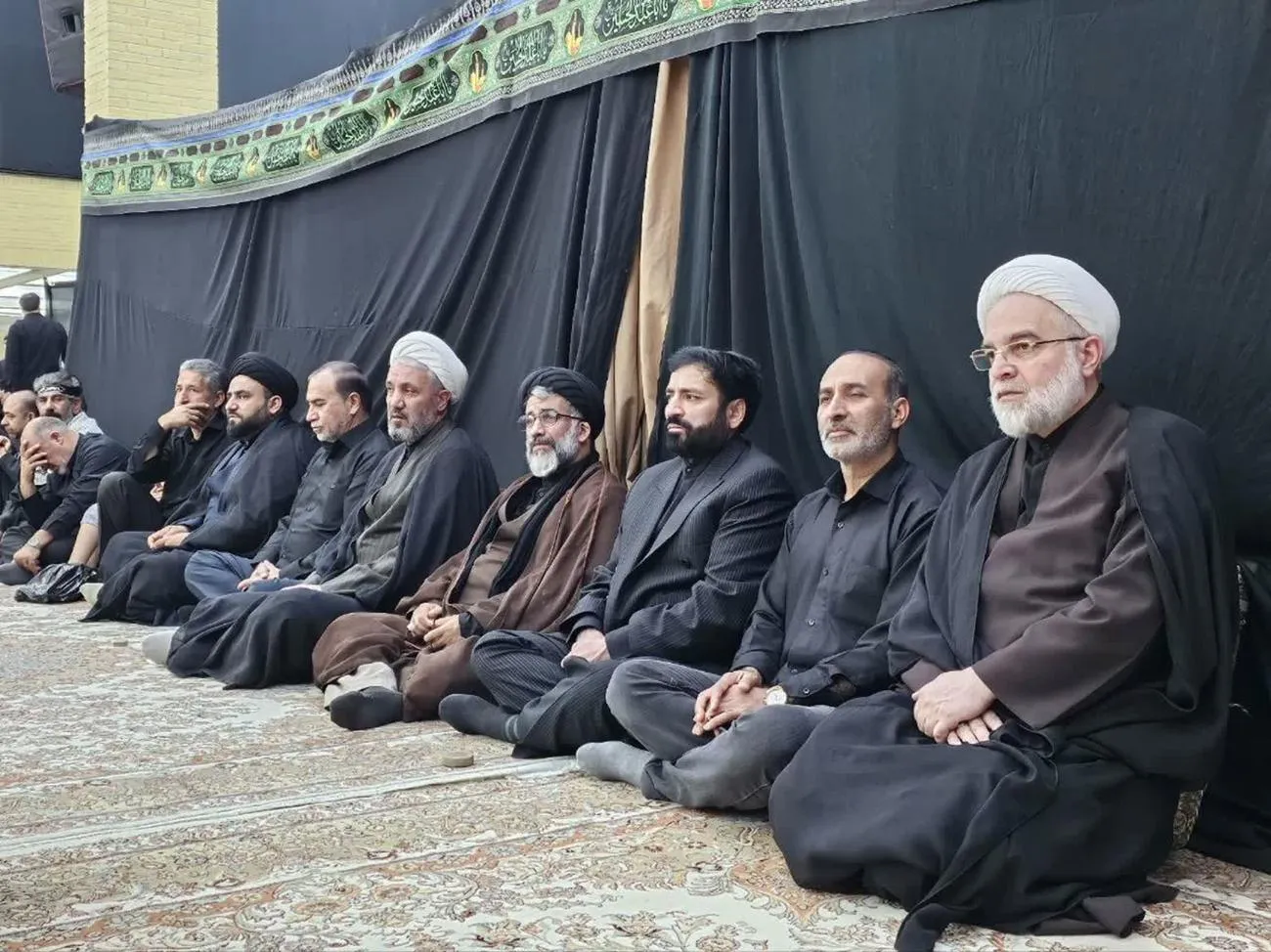 نماز ظهر عاشورا در شهر های استان کردستان اقامه شد