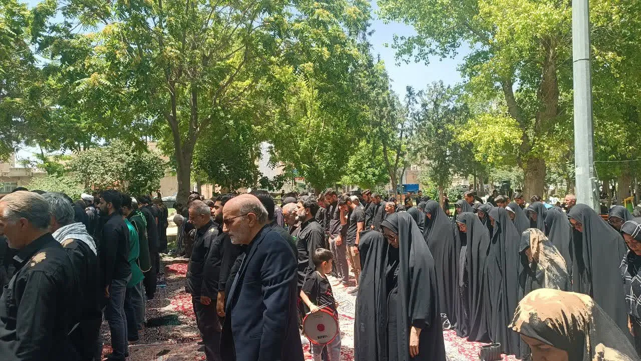 نماز ظهر عاشورا در شهر های استان کردستان اقامه شد