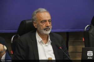 نشست صمیمی دختران دانش آموزان با رئیس ستاد اقامه نماز کشور