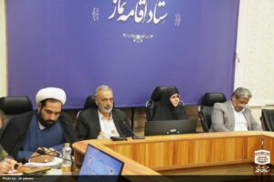 نشست صمیمی دختران دانش آموزان با رئیس ستاد اقامه نماز کشور