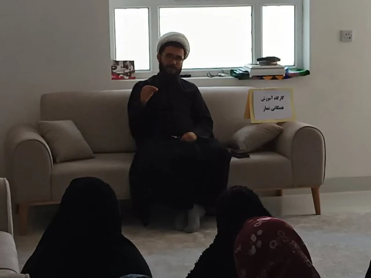 دوره آموزش همگانی نماز ویژه بانوان محلات شهرستان دهلران برگزار شد