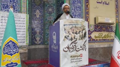 سخنراني مدير ستاد اقامه نماز مازندران قبل خطبه هاي نماز جمعه شهرستان مياندرود