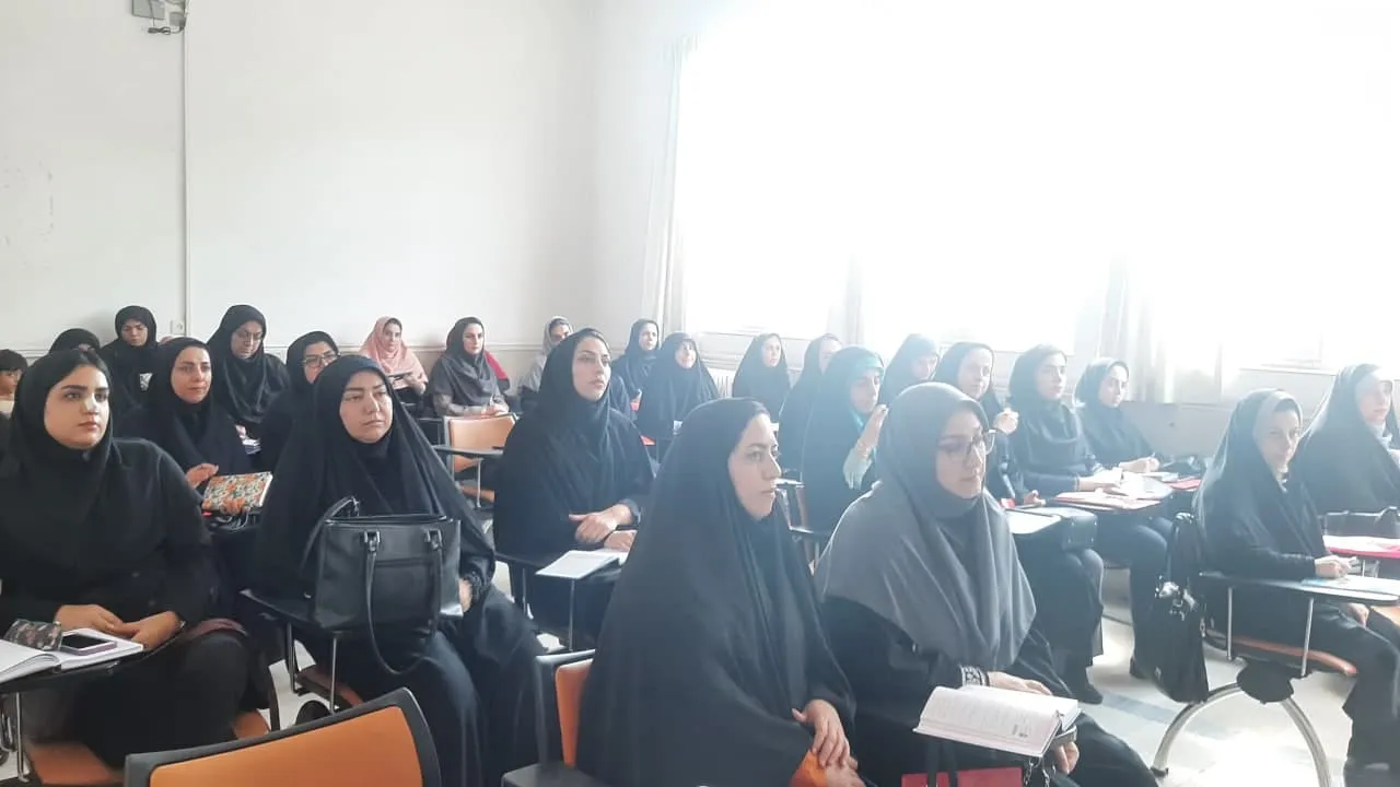 دوره هاي آموزشي اقامه نماز در شهرستان آمل برگزار شد