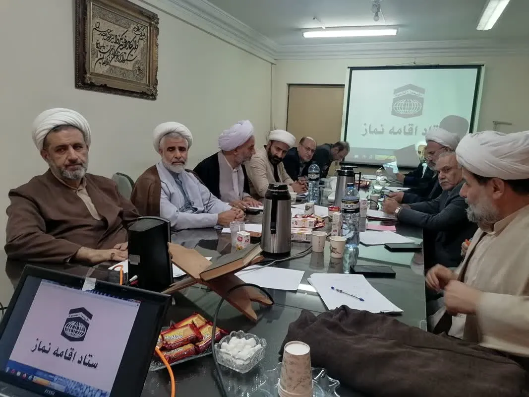جلسه دبیران اقامه نماز شهرستانهای استان گیلان