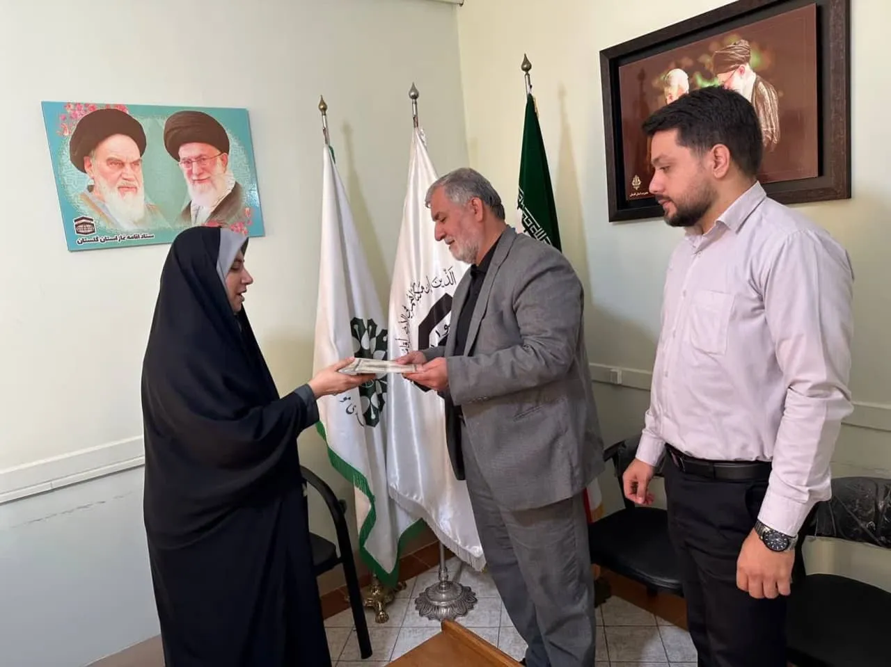 از خبرنگاران برتر حوزه نماز در گلستان تقدیر شد