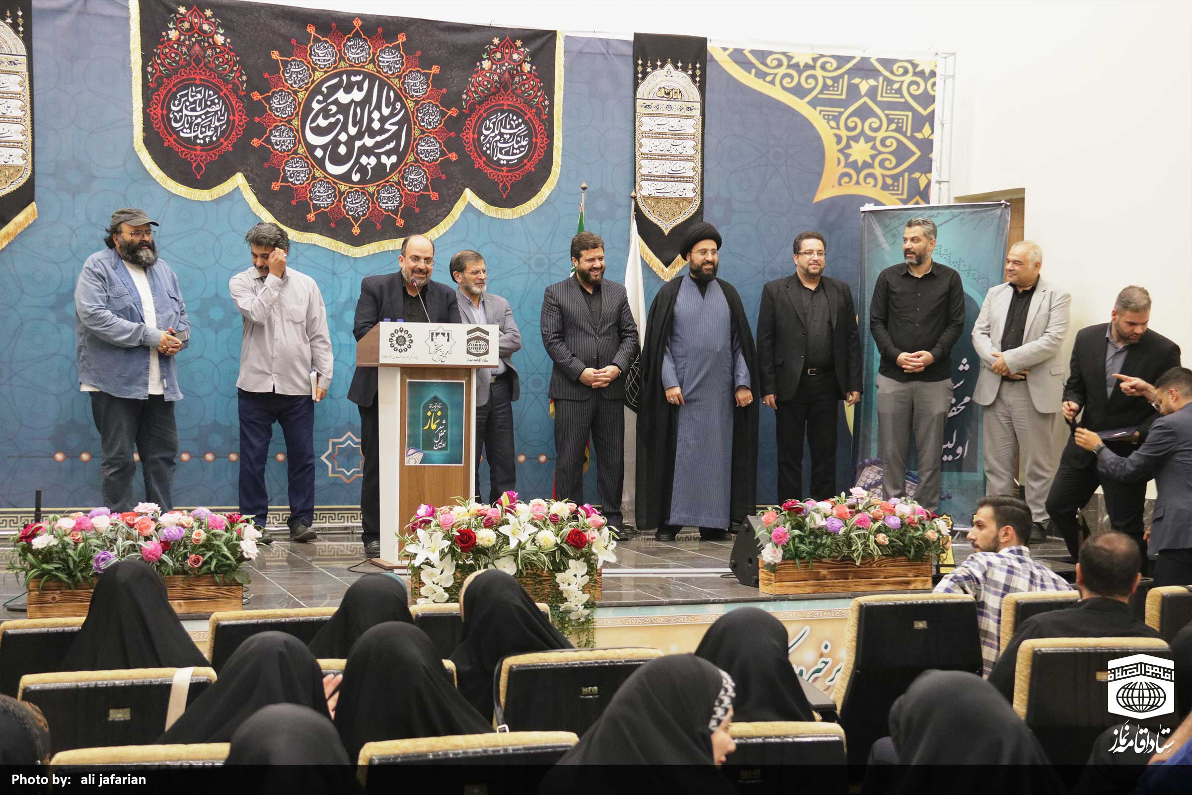 اولین محفل شعر نماز برگزار شد