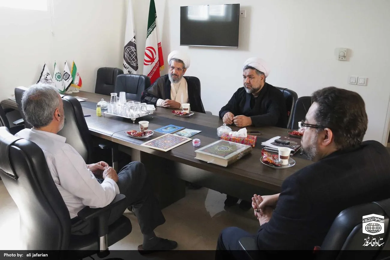 از دبیر شورای اقامه نماز شرکت فرودگاه ها و ناوبری هوایی ایران تقدیر شد